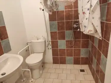 Hlavní koupelna - bezbariérová, chalupa Rosnička